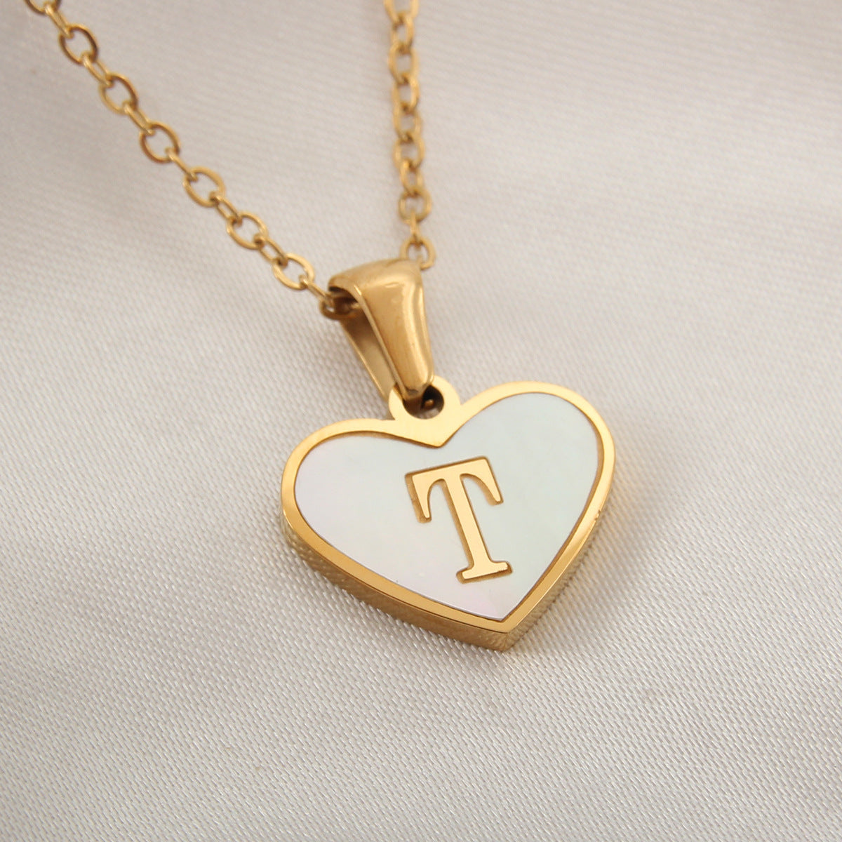 Personalized Heart-Shaped Letter Necklace – White Shell Love Chain